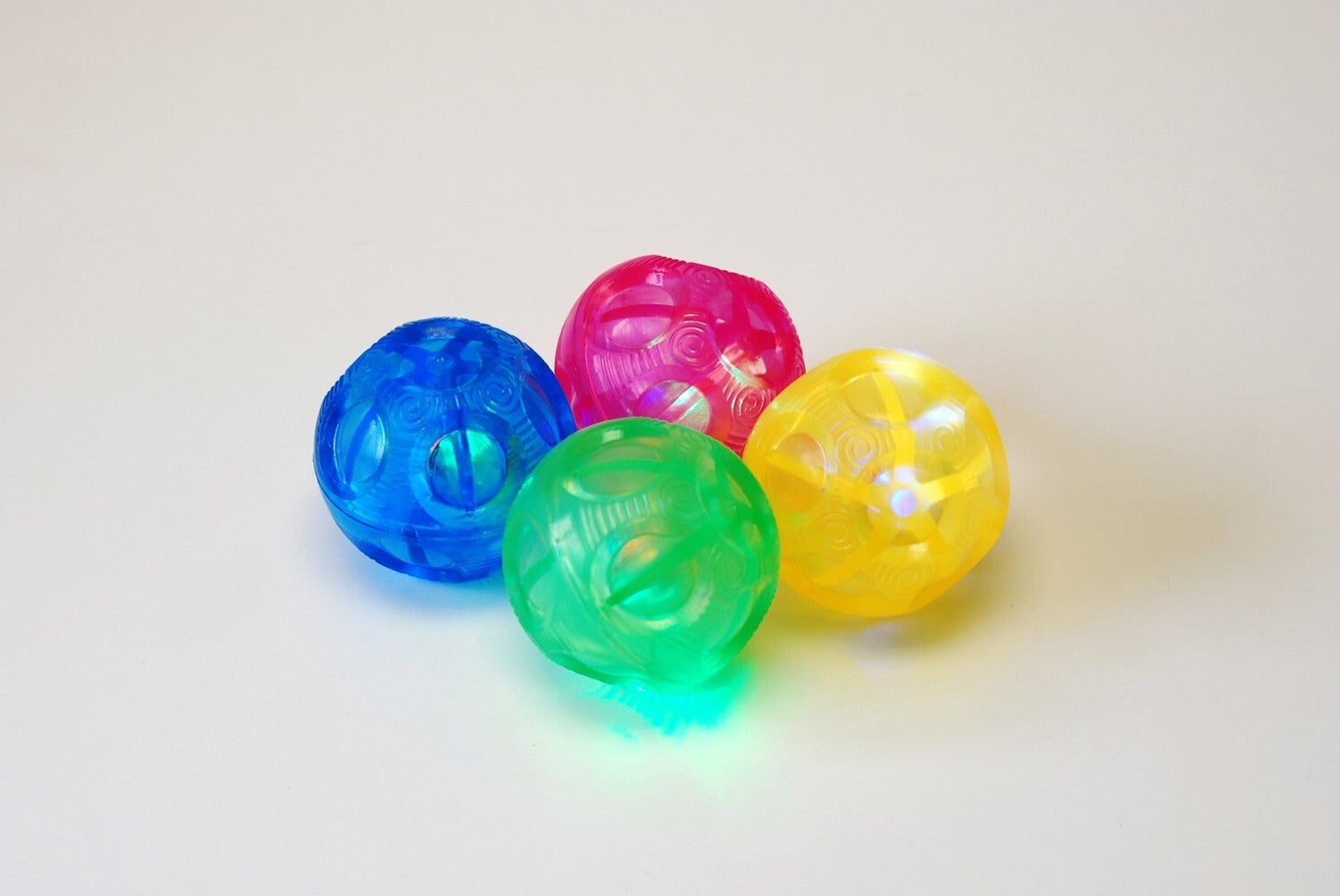Tickit | Sensory Flashing Irregular Bounce Balls - Sensorische licht- en stuiterballen