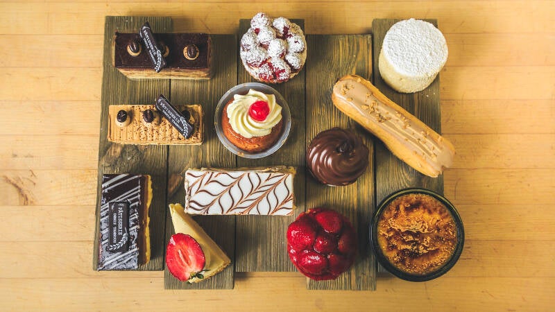 12-patisseries-assortiment-2-standard.jpg