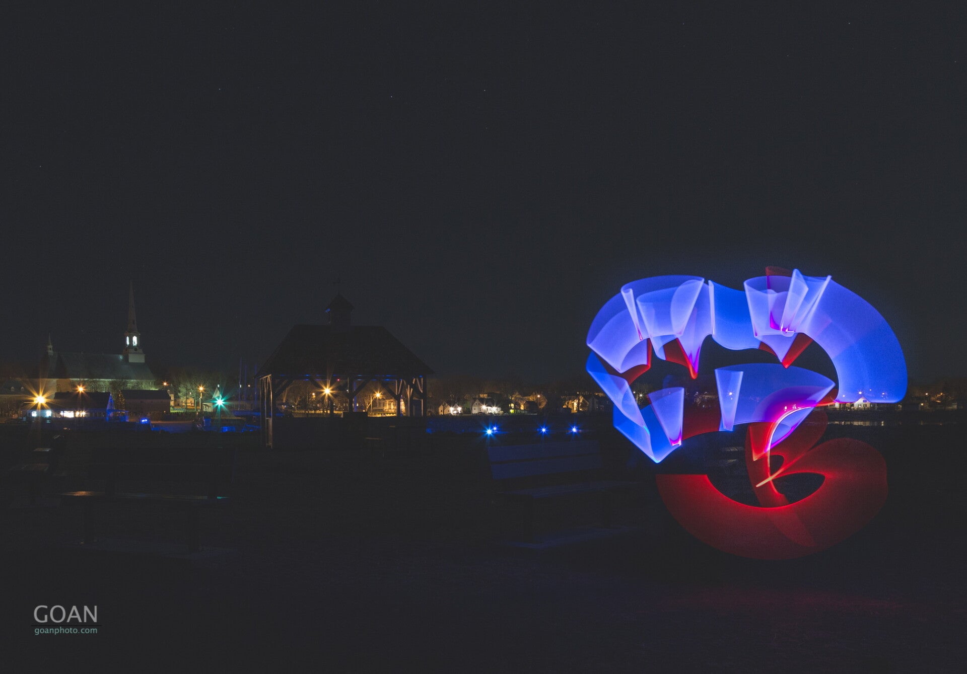 1485_lightpainting-on-river-shore31_2016x1406-standard.jpg