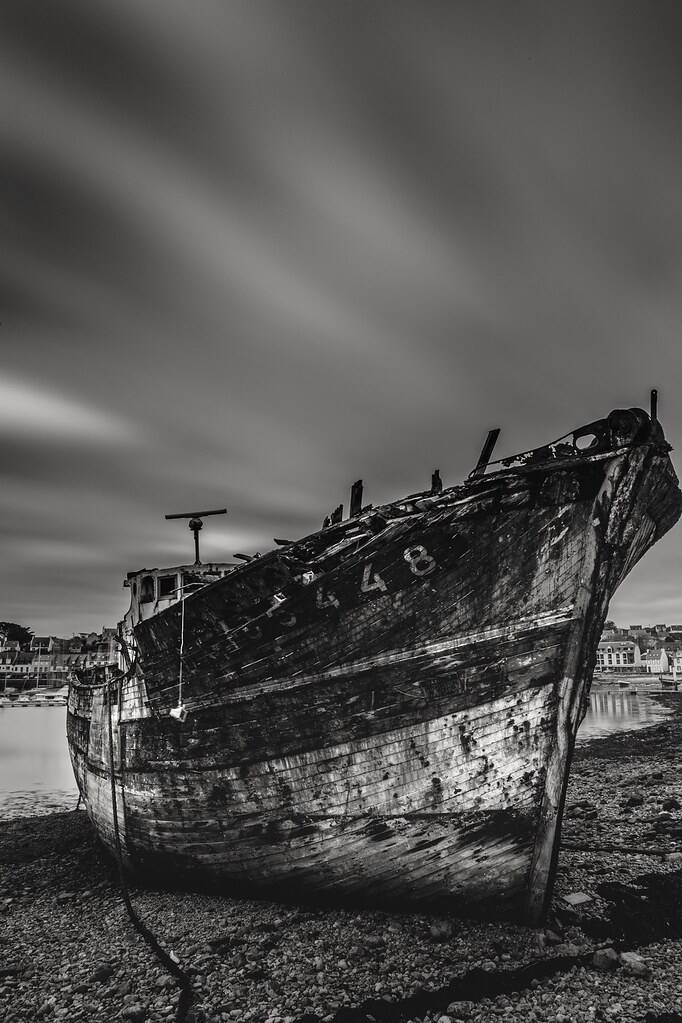 camaret-vessel-cemetery_51824925177_l-standard.jpg