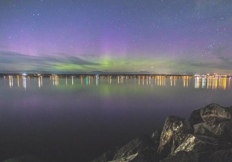 finally-got-northern-lights-in-qubec_52178202096_l-standard.jpg