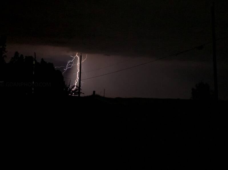 lighting-show_53044941346_l-standard.jpg