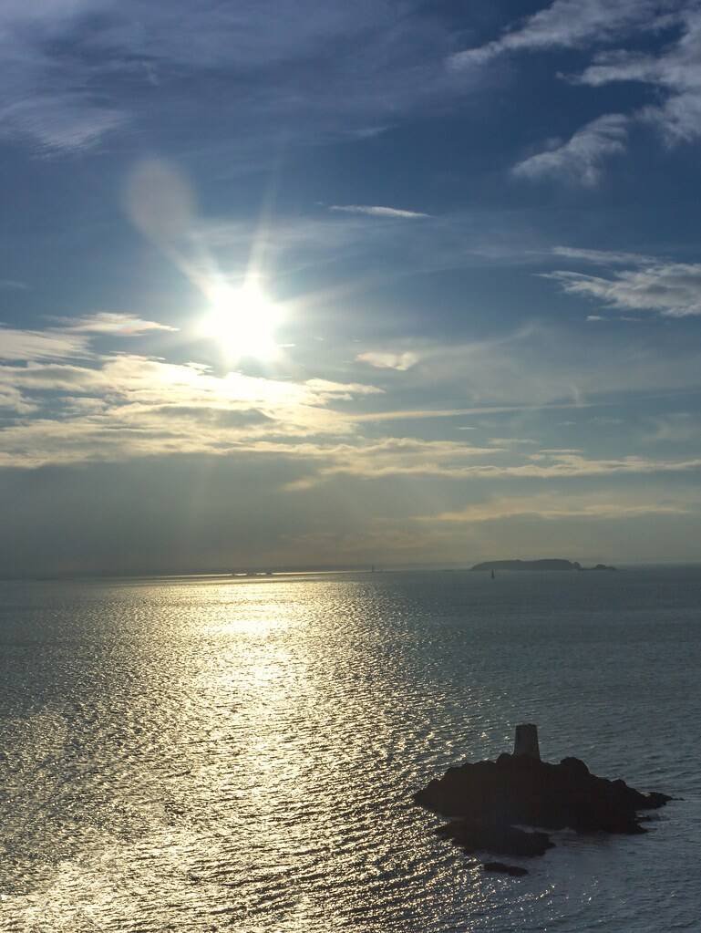 pointe-de-la-varde-saint-malo_39949095485_l-standard.jpg