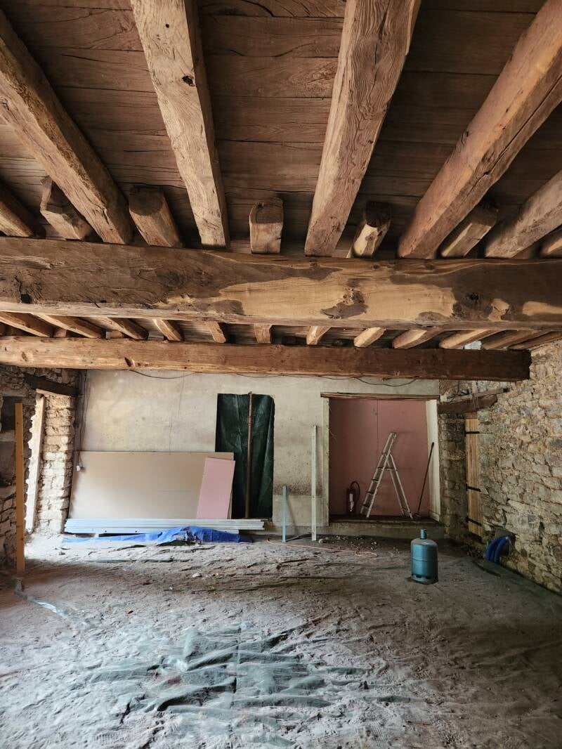 Résultat d'un sablage de poutres dans le morbihan par LM2S 