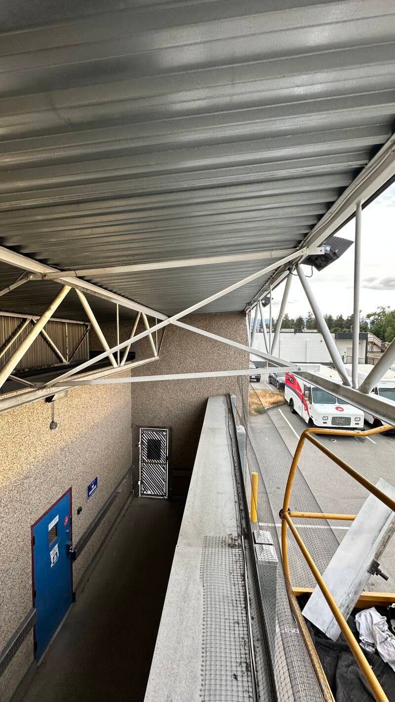 Metal canopy and supports