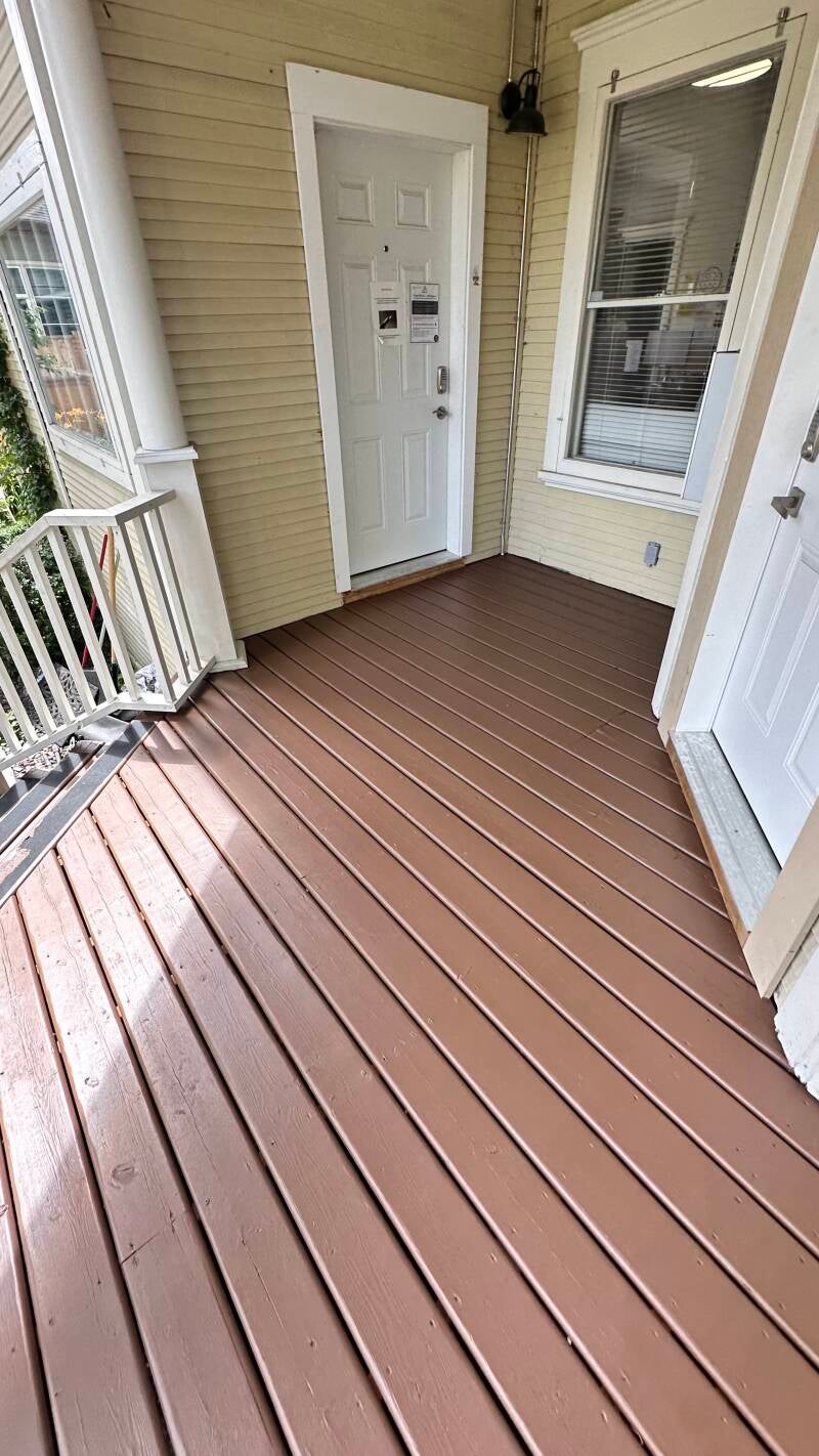 Deck floor and entry