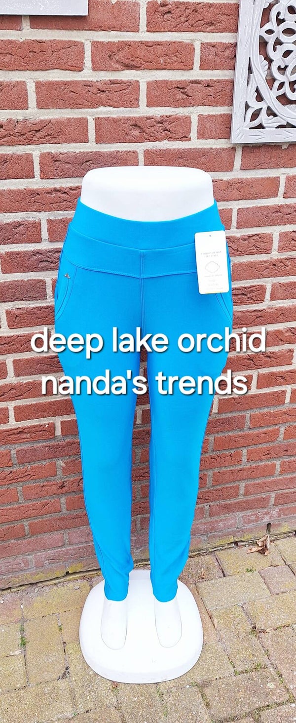 COMFORTBROEK nieuwe kleur deep lake orchid