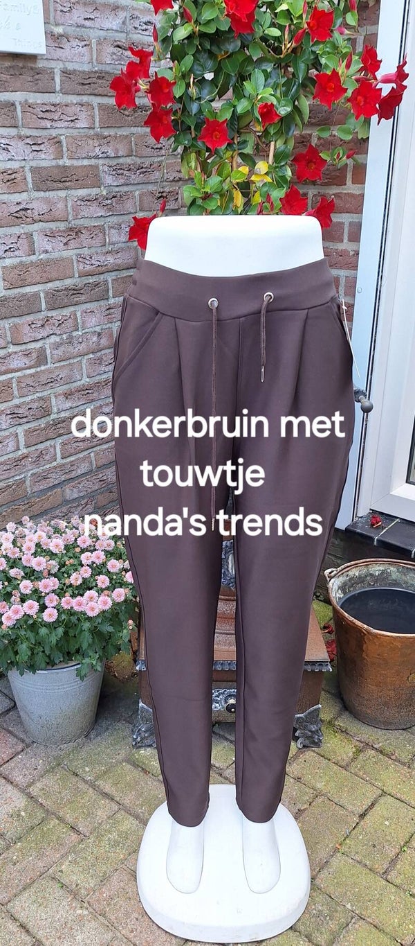 Nieuw donkerbruin met touwtje