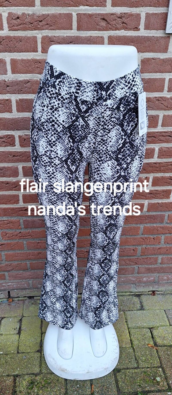 NIEUWE FLAIR SLANGENPRINT