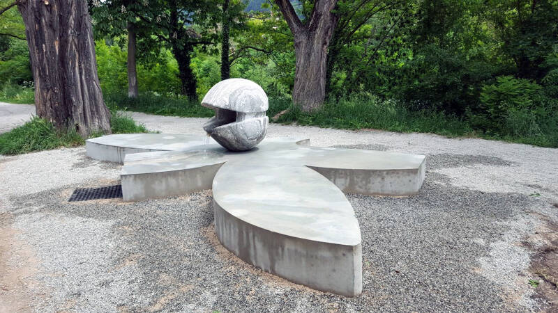 bl-te-brunnen-01-standard-97r23p.jpg