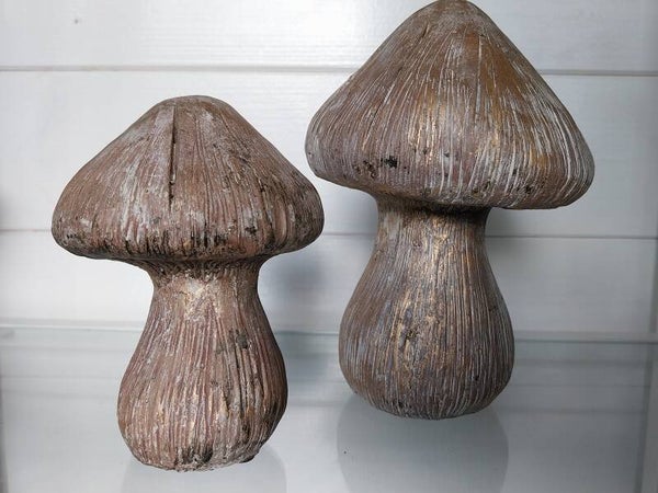 Betonnen paddestoelen