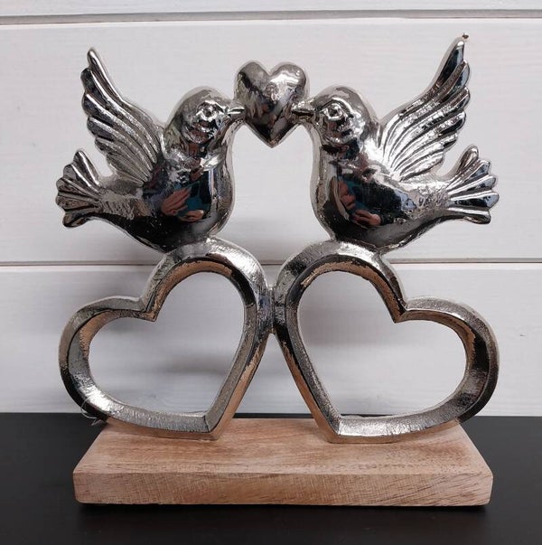 Birds on hearts