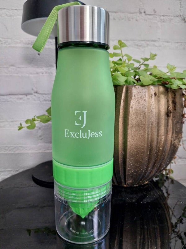 Groene drinkfles juicer by ExcluJess