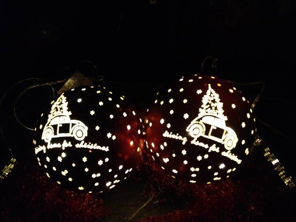 Led glazen kerstbal rood