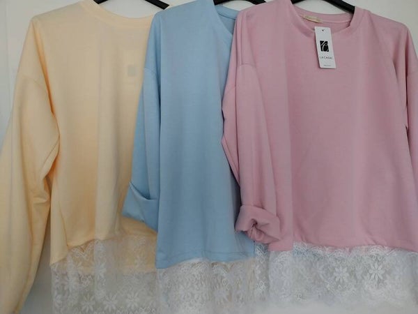 Soft sweater met kant S/M