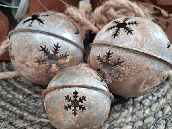 3 rusty ballen