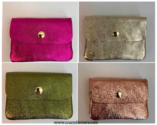 Blush purse leer
