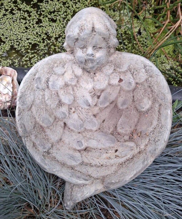 Waterschaal engel