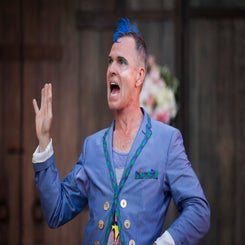 ryan-hollyman-in-the-taming-of-the-shrew-photo-by-david-hou-standard.jpg