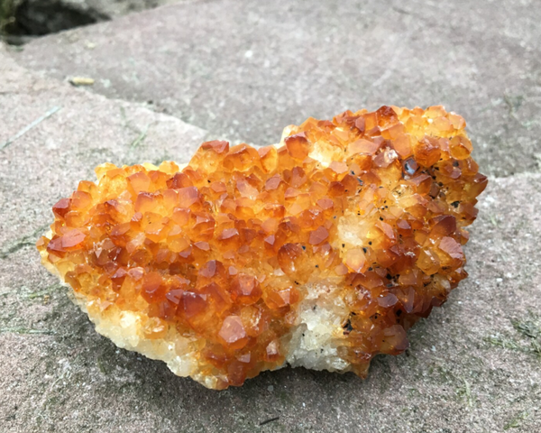 Citrien kristalgroepje 78 gram