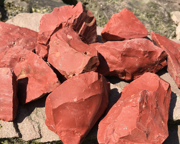 Rode Jaspis ruw 50 - 100 gram