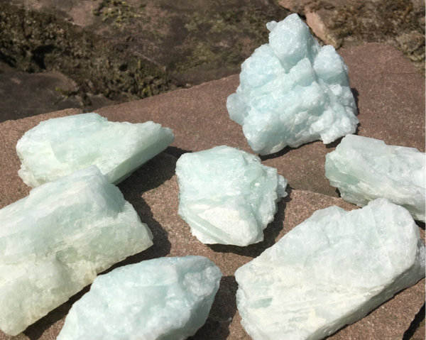 Aquamarijn ruw 25 - 50 gram