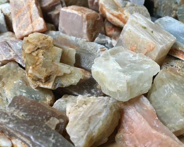 Maansteen ruw 5 - 10 gram