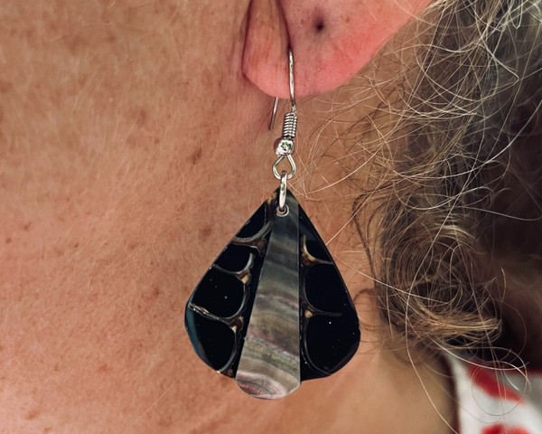 Schelpen oorbellen "Daisy"