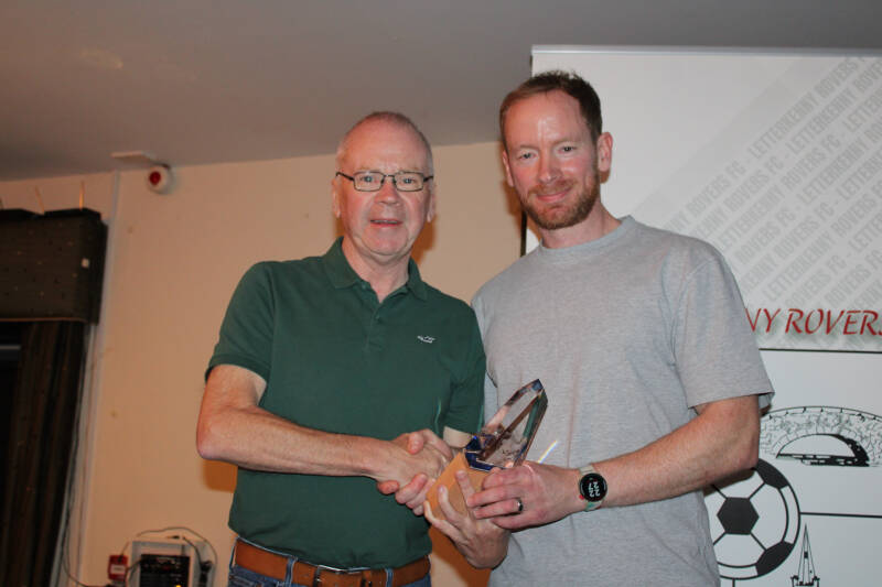 Michael Duffy presenting Chris Malseed - Outstanding Service Award