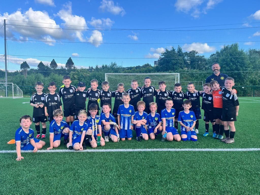 Letterkenny Rovers U7s and Glen Rovers group photo