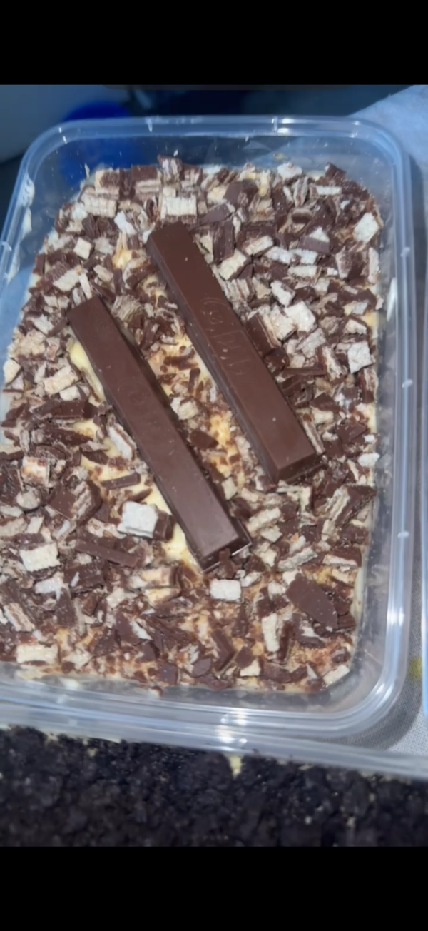 KIT KAT