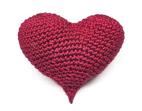 Herz 35 gehäkeltes weinrotes Herzchen
