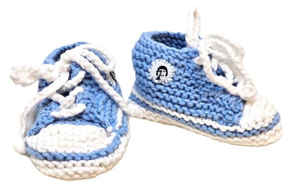 Baby-"Chucks" in hellblau und weiß