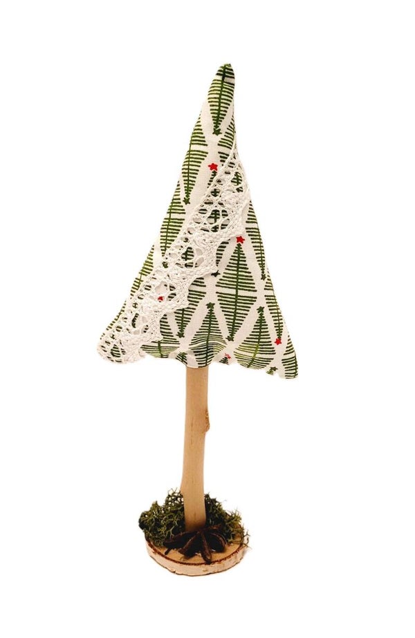 Handgearbeiteter Weihnachtsbaum, "klein"  Bk10