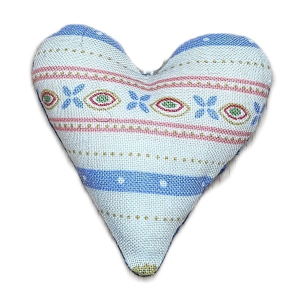 Herz 38 mit Bändchen zum Aufhängen