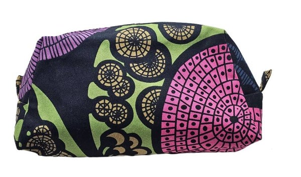 Kulturbeutel mit auffälligem und farbenfrohen Design