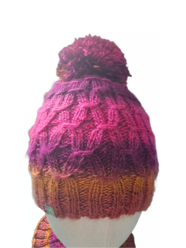 Farbenfrohe Pudelmütze plus Halswärmer-Variante