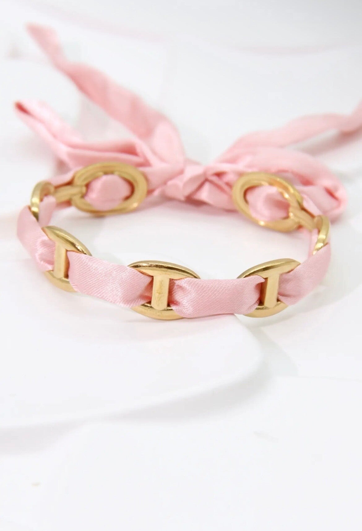 Bracelet jonc tissu satin rose