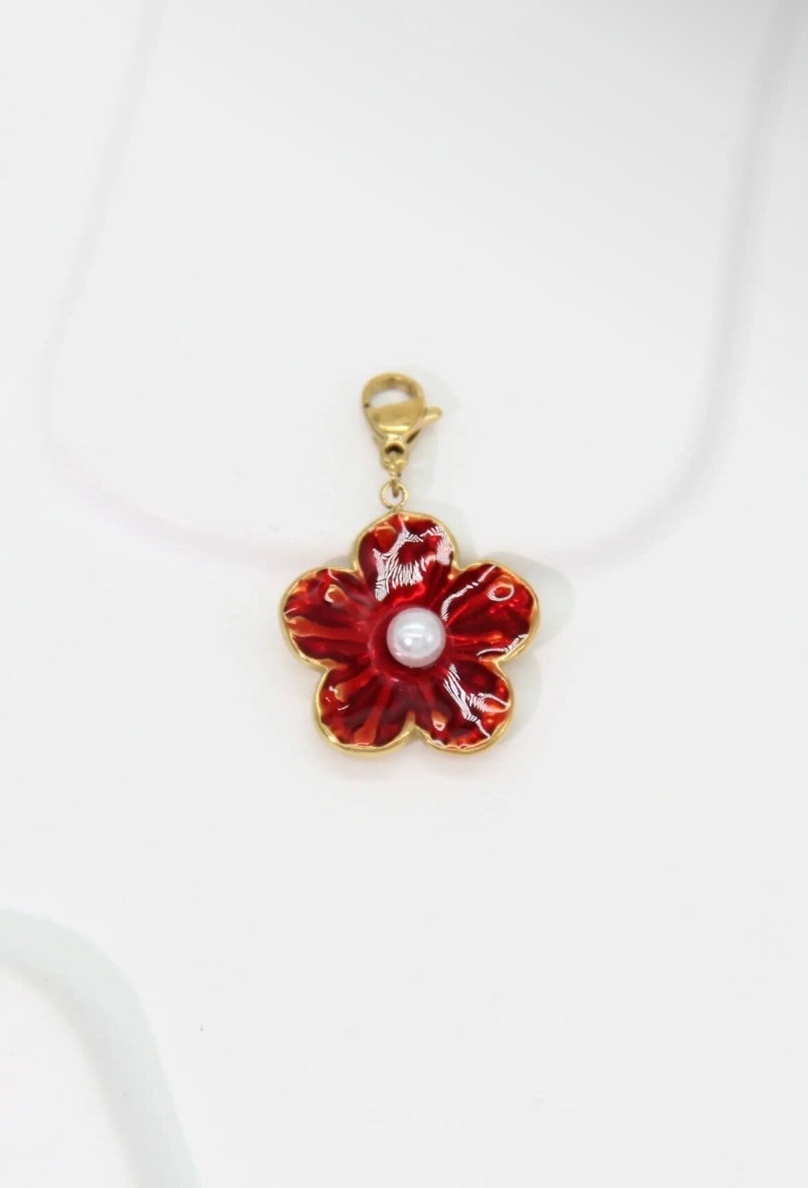 Charm Fleur rouge émaillée
