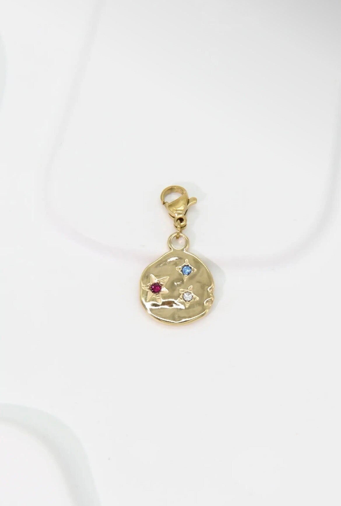 Charm médaille étoiles & strass