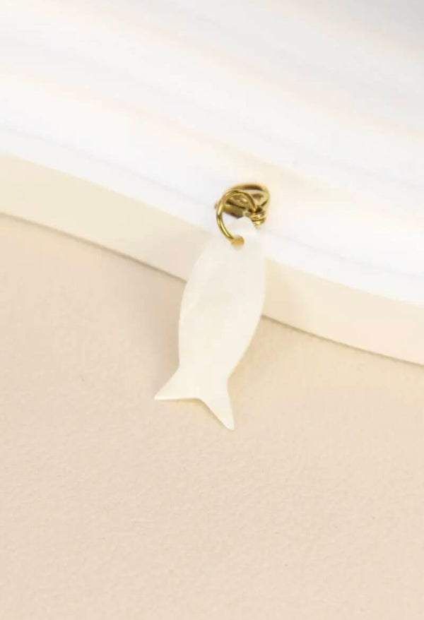 Charm poisson nacre