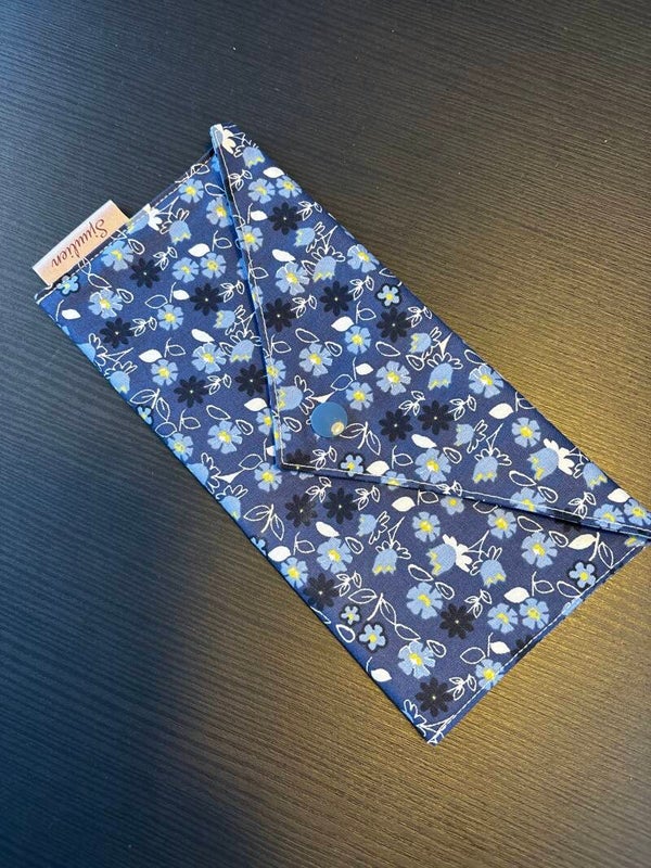 Etui - bloemen blauw