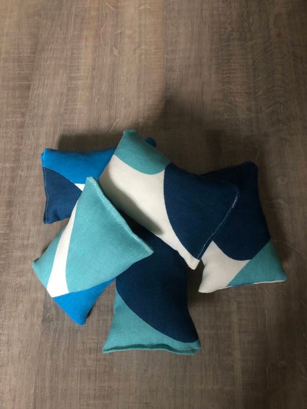 Armband display kussentje vintage blue