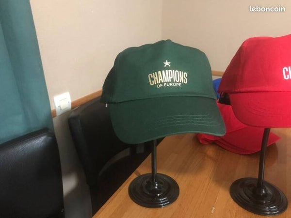 Casquette avec Étoile PSG patch flocage Champions d'Europe 2025
