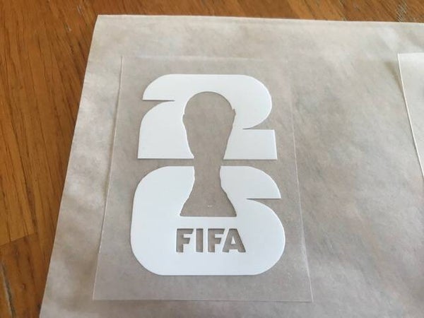 COUPE DU MONDE FOOTBALL 2026 LOGO PATCH FLOCAGE VINYLE - 4.8 CM PAR 7.3 CM