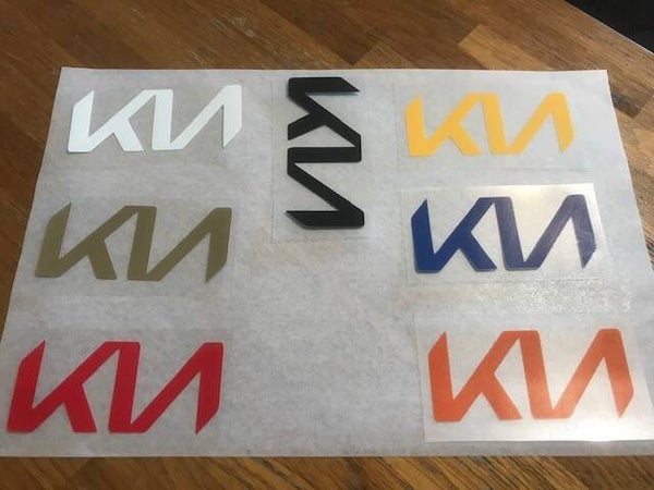 KIA NOUVEAU PATCH FLOCAGE PUBLICITAIRE- 7 CM PAR 3 CM
