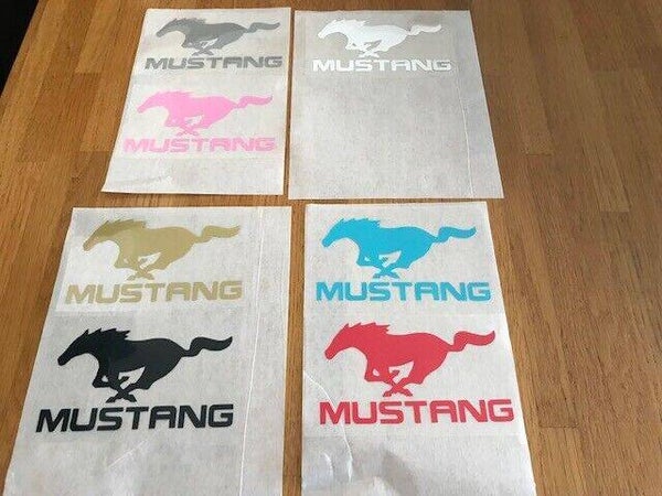 MUSTANG PATCH FLOCAGE - PETIT MODÈLE - 10 CM PAR 5.5 CM