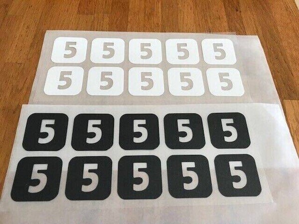 NUMÉRO 5 PACK DE 10 PATCHS FLOCAGES - 2.8 CM PAR 2.8 CM