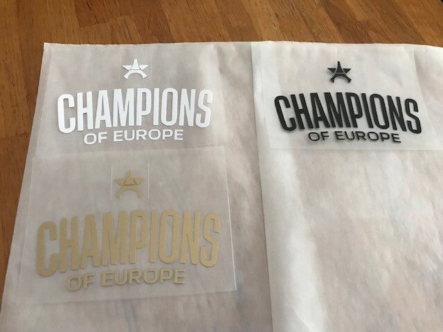 ÉTOILE PSG PATCH CHAMPIONS OF EUROPE 2025 FLOCAGE - 9.5 CM PAR 6.4 CM