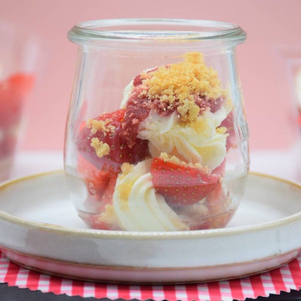 Eton Mess met aardbeien, 8 stuks